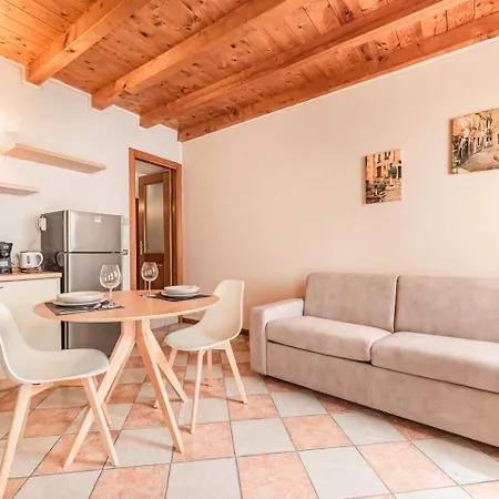 Center - 5' To Arena & Piazza Delle Erbe - Wifi * 维罗纳