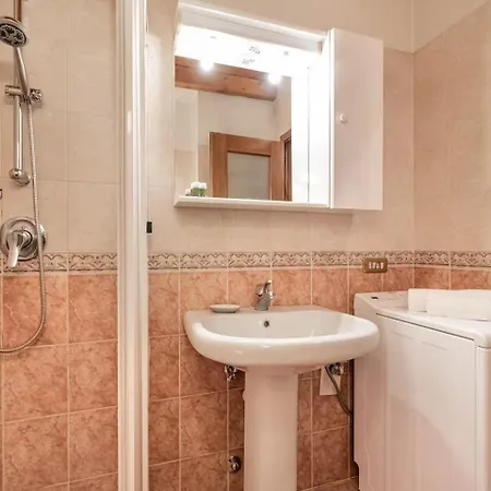 Center - 5' To Arena & Piazza Delle Erbe - Wifi 公寓 *