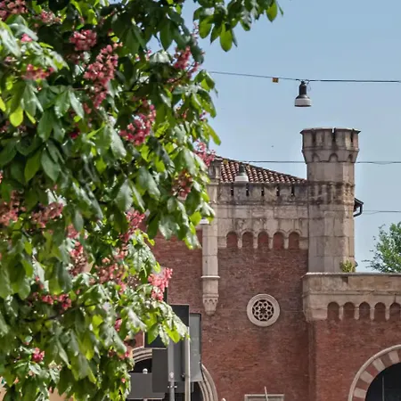 公寓 Center - 5' To Arena & Piazza Delle Erbe - Wifi 维罗纳